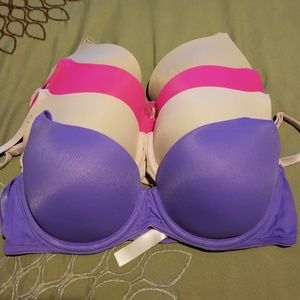 **SOLD**VS Pink Bras